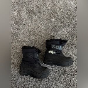 Boys Black Sorel Winter Boots Size 9